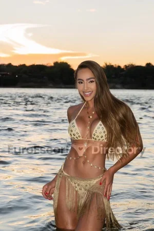 Manuella escort