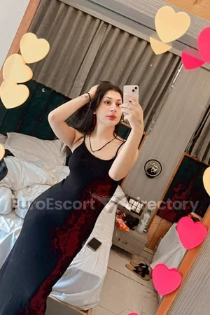 Deepika escort