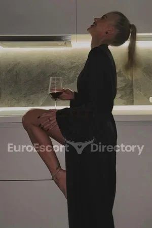 Lilian escort