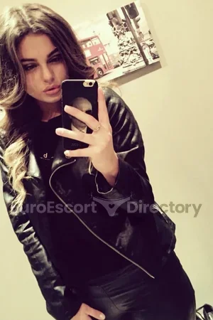 Vikki Euro Escort
