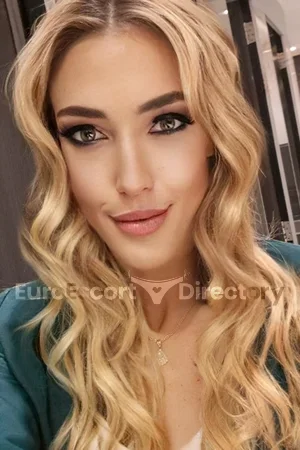 Bella Skye