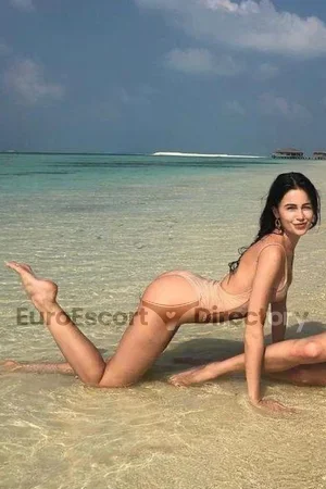 Anna Euro Escort