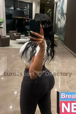 Savana Khan Euro Escort