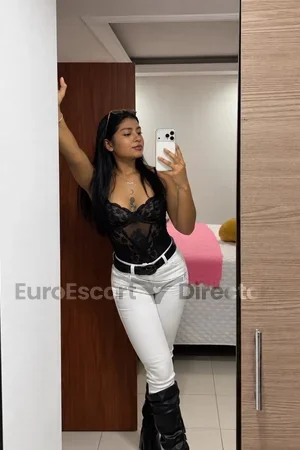 Esmeralda Euro Escort