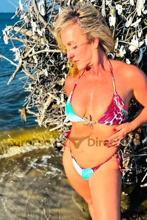 Emely Euro Escort