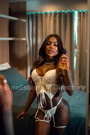 Maya Bresil Euro Escort