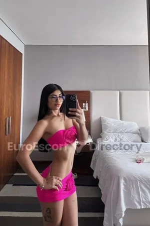 Amira