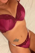 Yanela