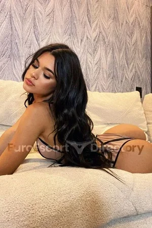 Madeline escort