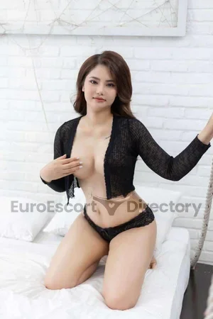 Emily Euro Escort