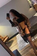 Lora