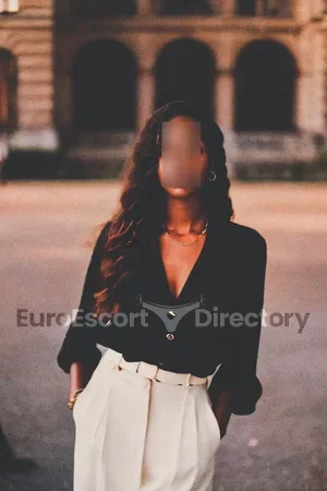 Sammy Euro Escort