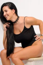Alesiaa25