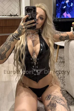 Dayana Euro Escort