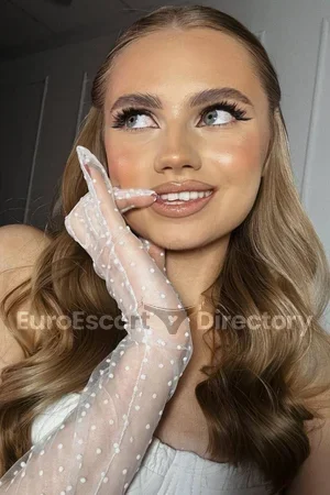 Ekaterina Bella