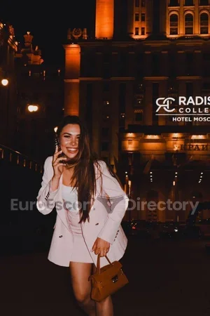 Gabriela escort