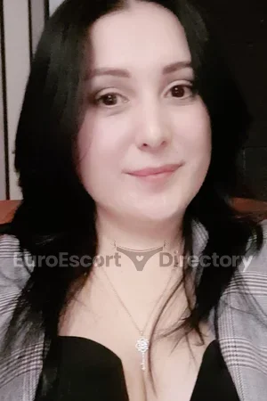 Zarina Euro Escort