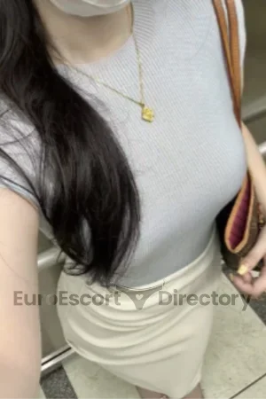 Ava