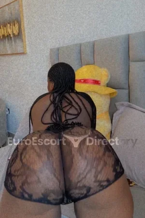 Zoey Euro Escort