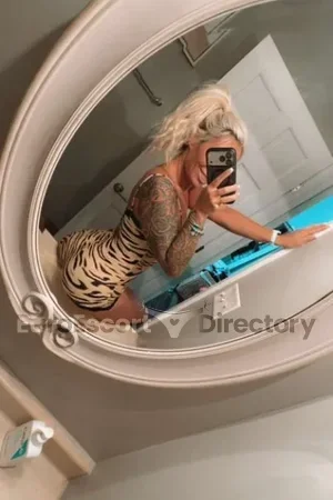 Manuella escort