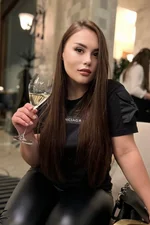Adelina Bella
