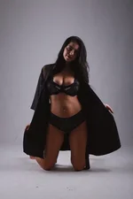 Alesiaa25