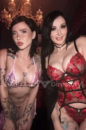 Eva & Jasmine duo