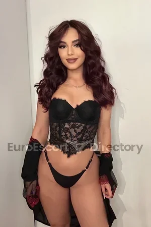 Karla Euro Escort