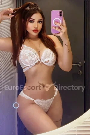 Mia