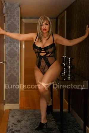 Nadinamour