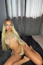Mia