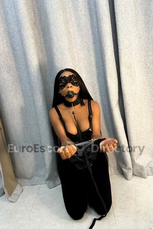 Nelly Euro Escort