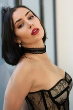 Zoe