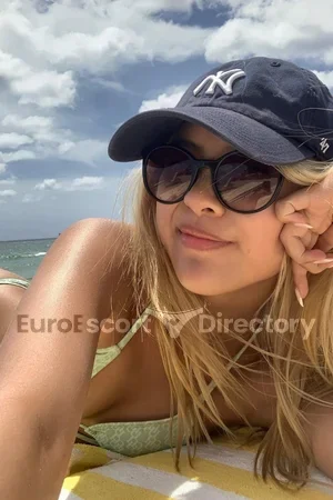 Yu Lu Euro Escort