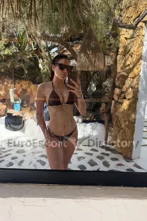 Kamile escort