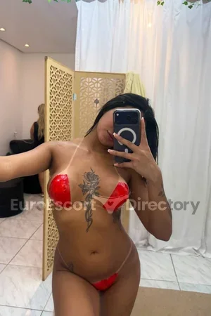 Mia