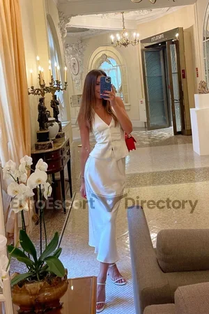 Lucie Euro Escort