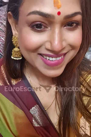 Sampurna escort