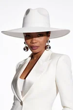 Naomi