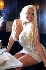 Sindysixx Pornstar