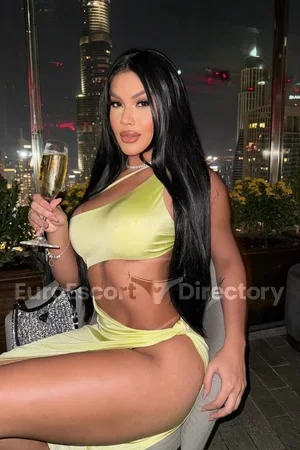Yasmin Euro Escort