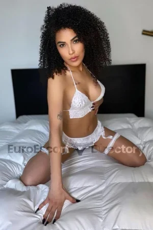 Adriana Euro Escort