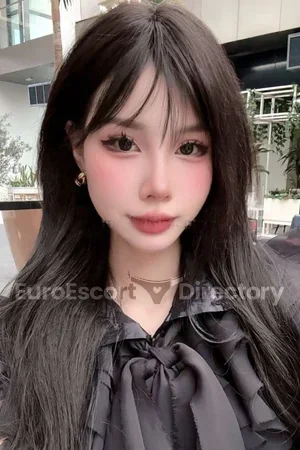 Hana Euro Escort