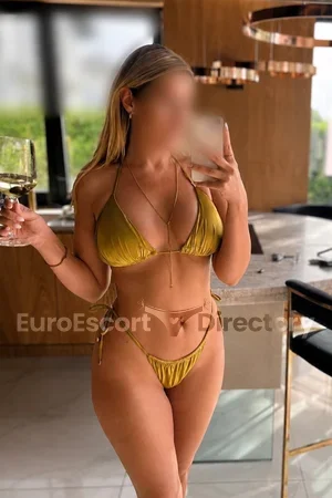 Mia Euro Escort