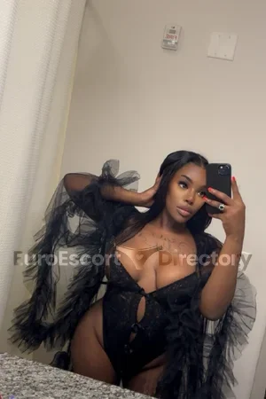 Bri Elle Euro Escort