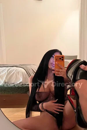 Kim Euro Escort