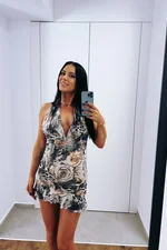 Nomi