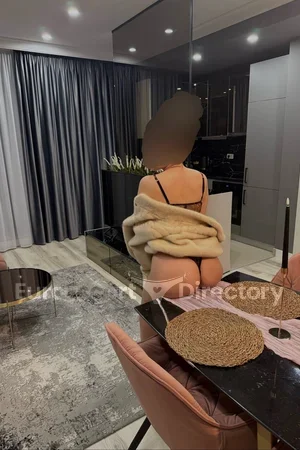Eva Euro Escort