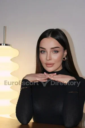 Eva escort