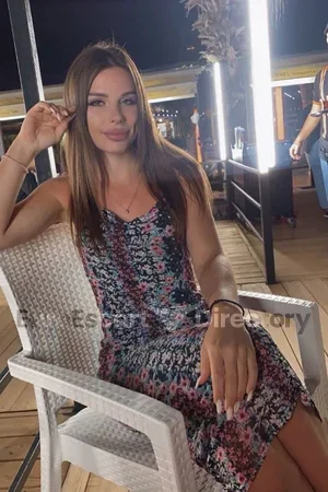 Polina escort